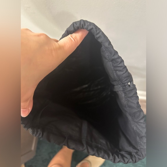 Happy Nation Cinch Backback - Picture 3 of 3